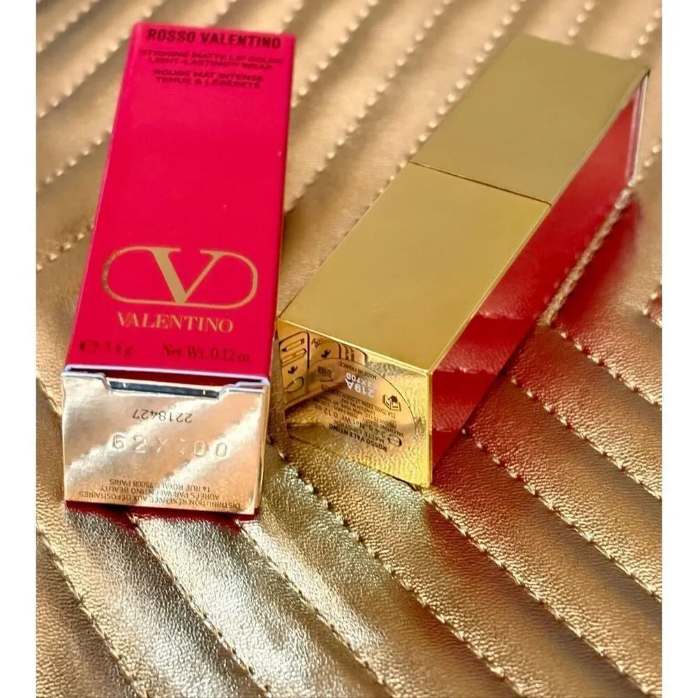 ROSSO VALENTINO -NWTIB Striking Matte Lip Color - 